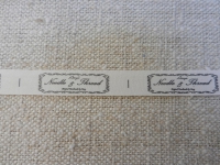 Label Needle & Thread